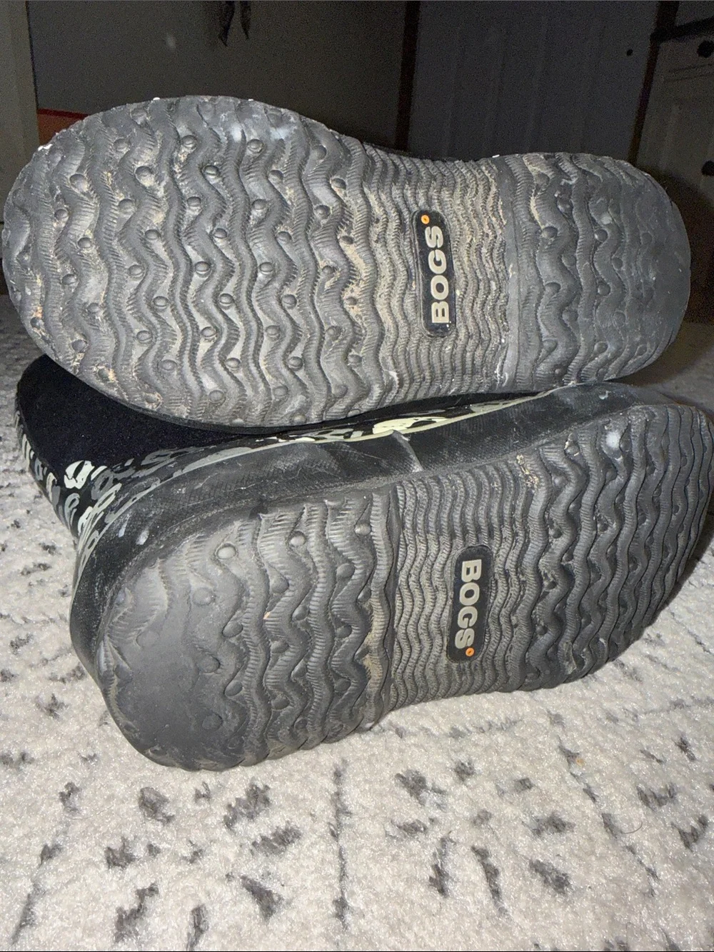 Vintage Bogs Kids Black Skulls Winter Rain Boots size 13